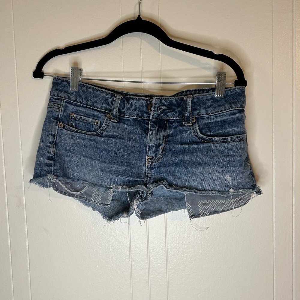 american eagle low rise jean shorts size 4